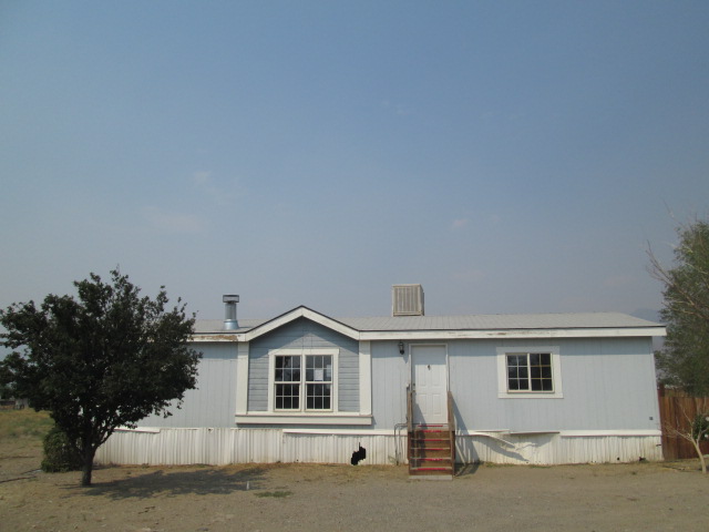 828 Pony Express Trail