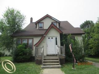 53 N Midland Dr