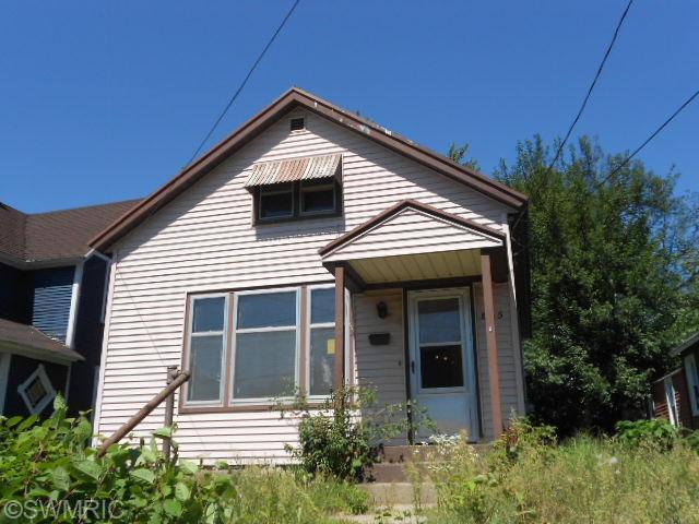 835 Hall St Se