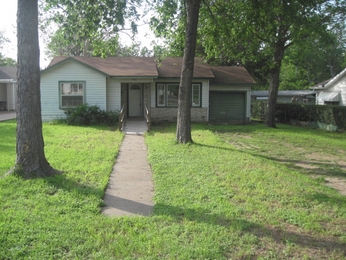4617 Beverly Dr