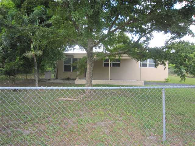 3125 NW 3RD ST