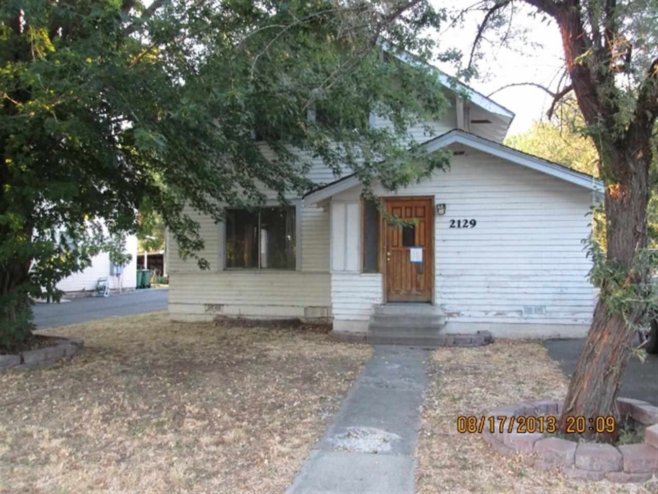 2129 Vine Ave