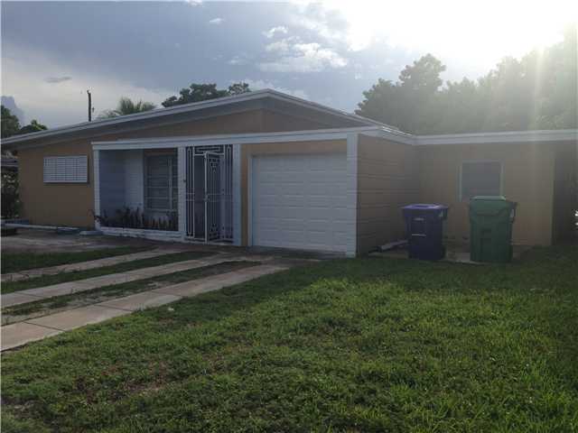 12610 NW 19 AV