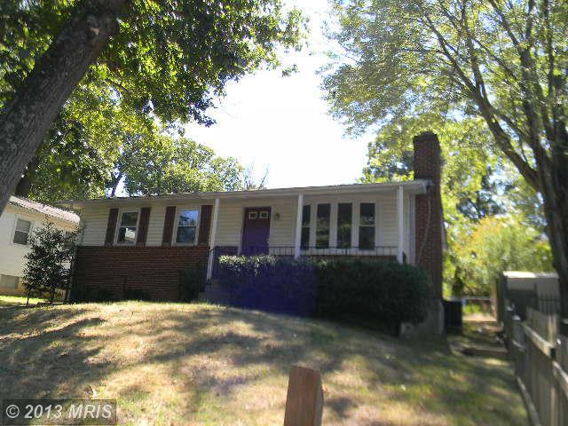 911 Rosemere Ave