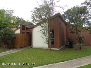 2435 Whispering Woods Blvd Apt 1