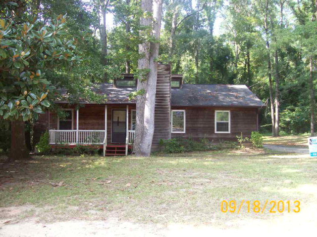 1136 S Confederate Dr