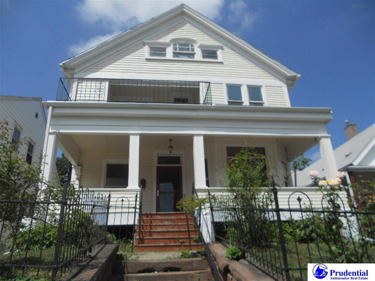 904 S 33rd St