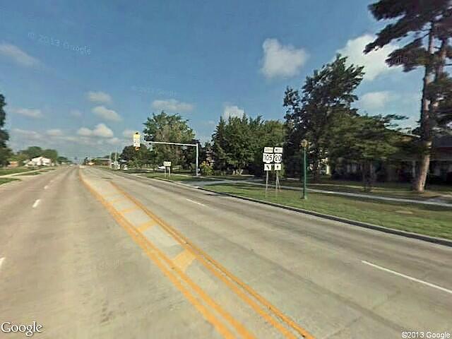 W Main St