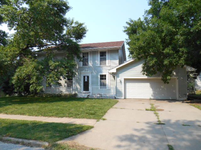 302 Wildwood Rd