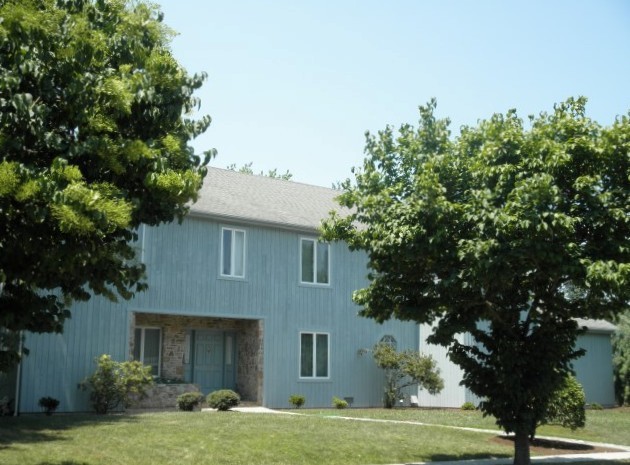 304 De Guy Ave.