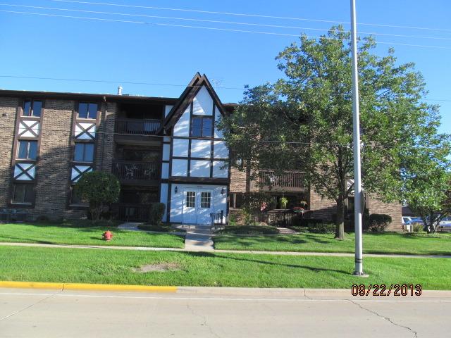 5636 W 103rd Str Unit 303