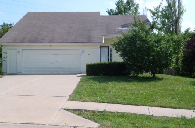 811 Applewood Lane
