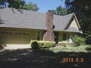6227 Cherokee Dr