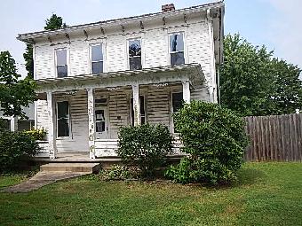 504 Broadway St