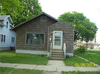 1204 Maple Row