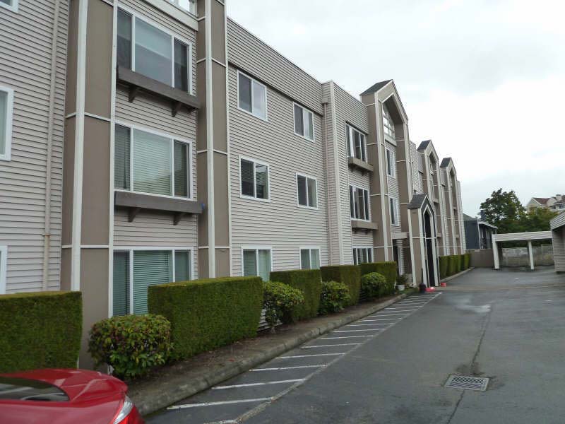 25 N Broadway #105