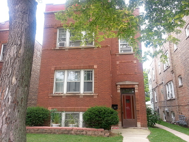 Ridgeland Avenue