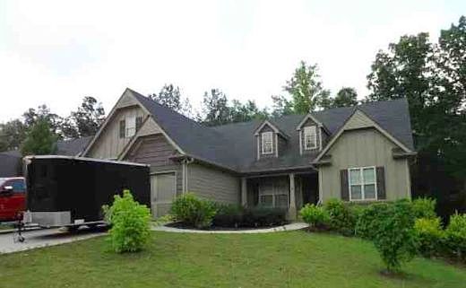 Saddle Ridge Road
