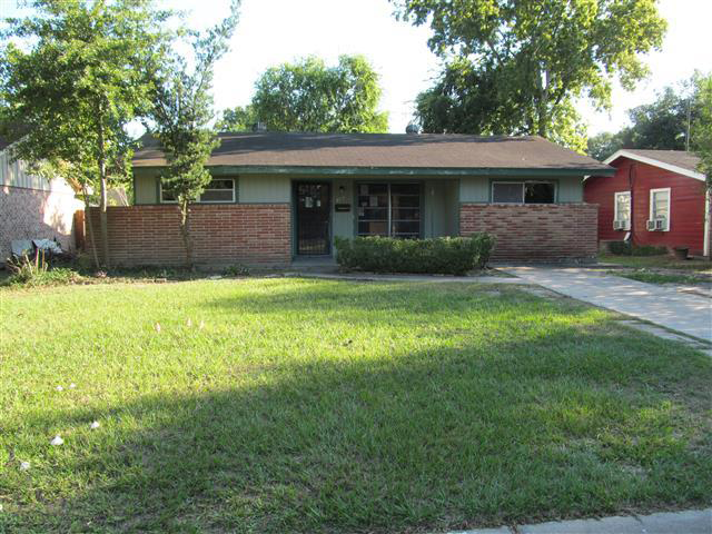 343 Surratt Dr