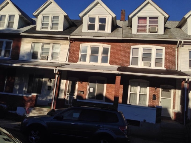 404 1/2 N Halstead