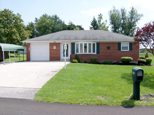 7632 Lincoln Hwy