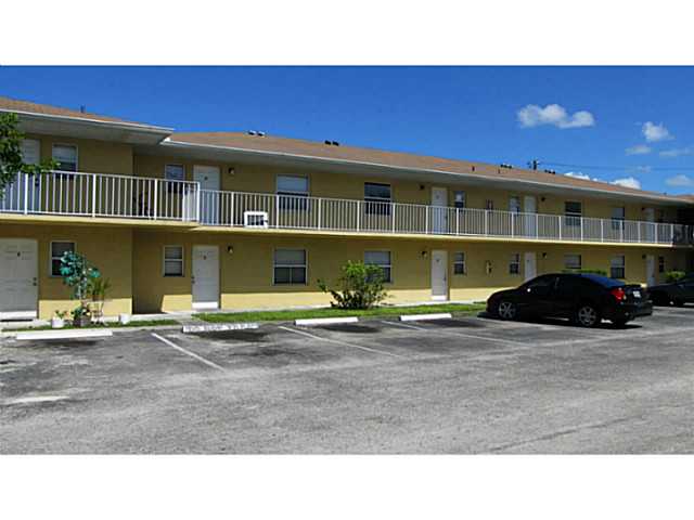 605 Ixoria AVE Unit: 6a