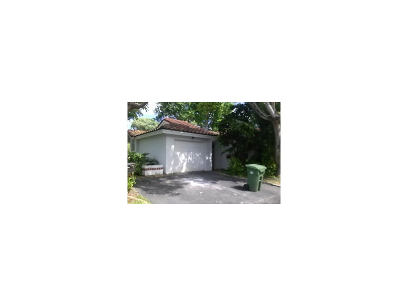 1250 WILLOW DR