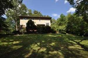 24 Lakeview Dr