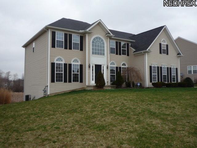 4742 Bluestem Ln