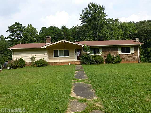 1345 Briles Dr