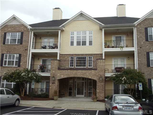 3811 Lunceston Way Apt 305