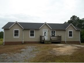 600 Holt Cir