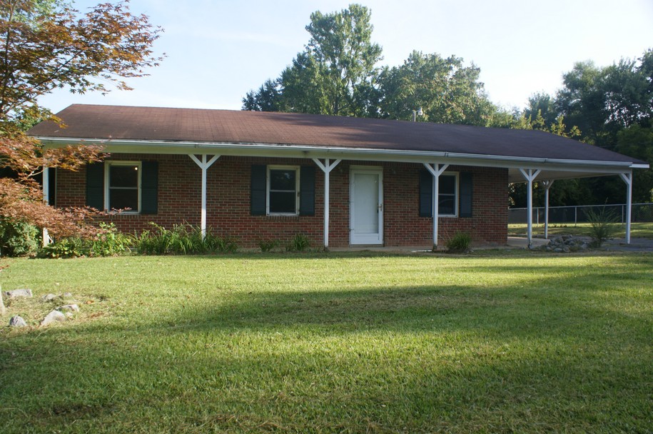 1002 Wright Dr