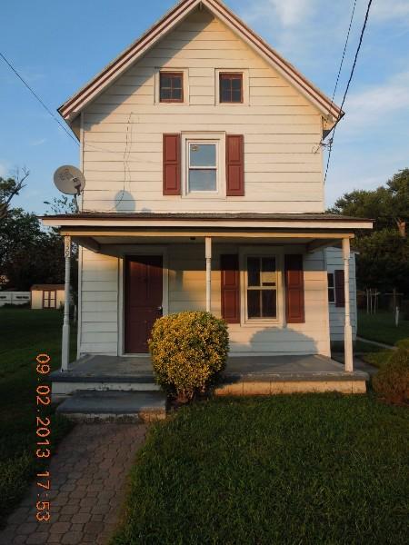 639 Commerce St