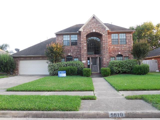 5610 Megan St