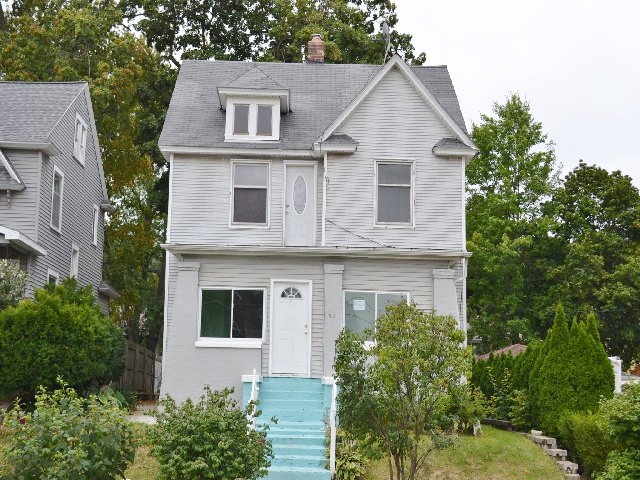 53 Valley Ave NW