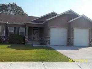 3250 Lundburg Ln