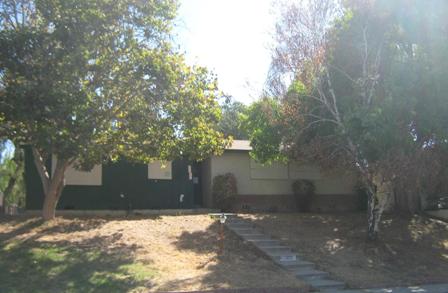 2821 Baylor St