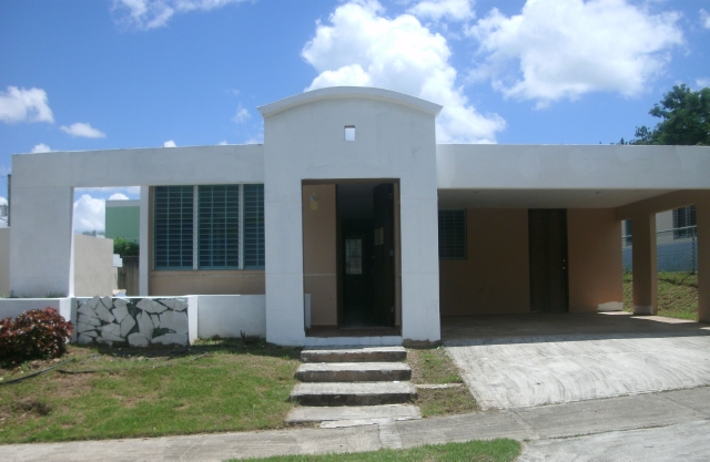 C-8 Campos Del Toa