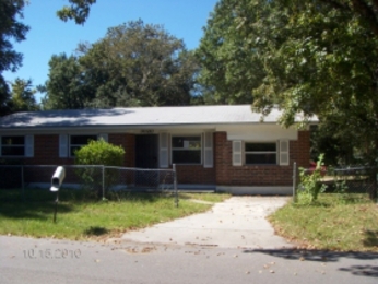 3020 Pullman Ave