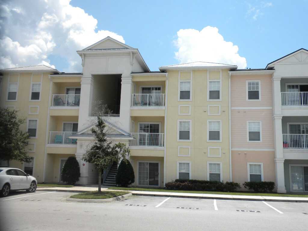 8226 Green Parrot Rd Unit 203