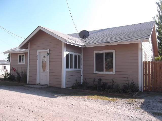 716 Spring Street