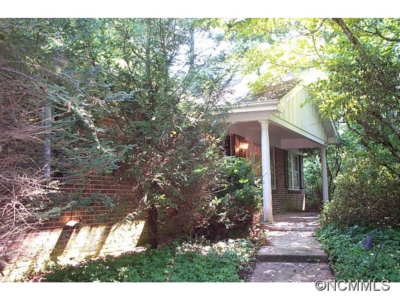3 Glade Cove Rd