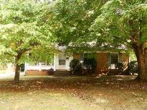 6937 Thorncliff Dr