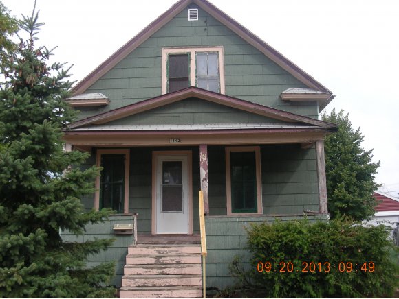 1142 Van Buren Ave