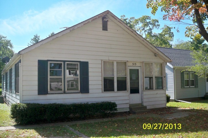 313 Schroeder Ave