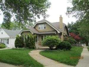 2402 N 72nd St