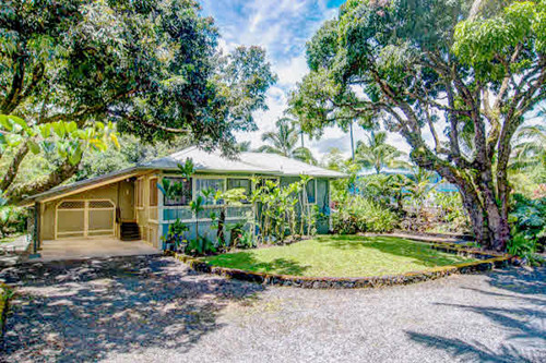 2038 KALANIANAOLE ST