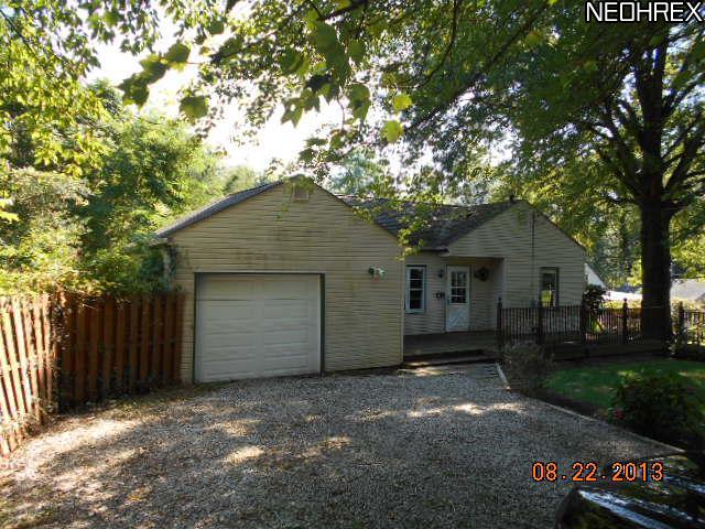 257 Grace Ave