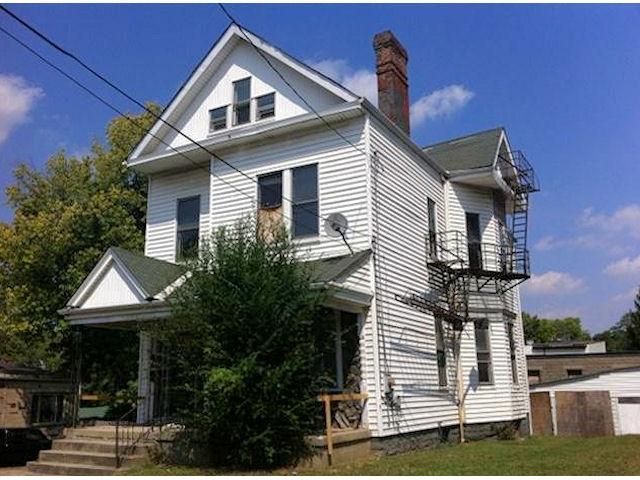 404 Lombardy St